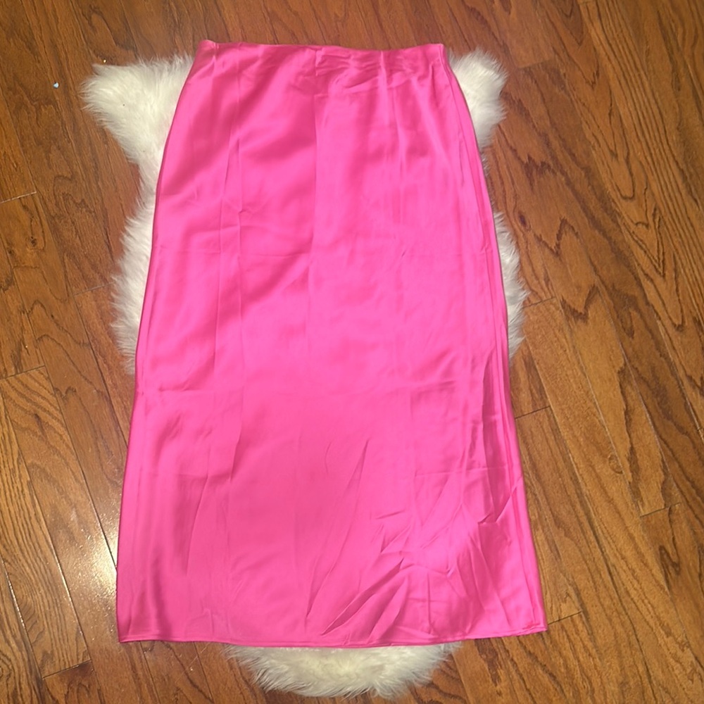 Elegant Pink Satin Skirt